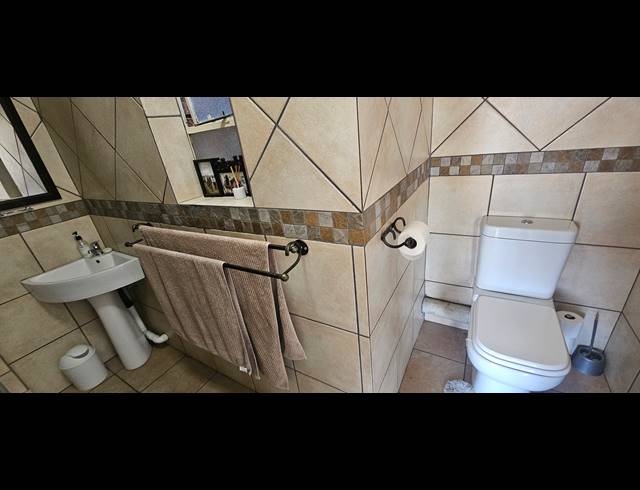 3 BEDROOM TOWNHOUSE FOR SALE IN NEW REDRUTH